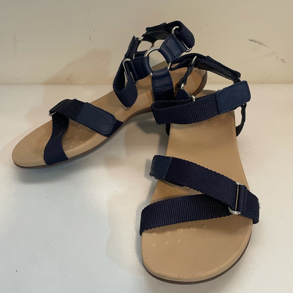 Vionic Candace Sandal with Orthotic Arch Support